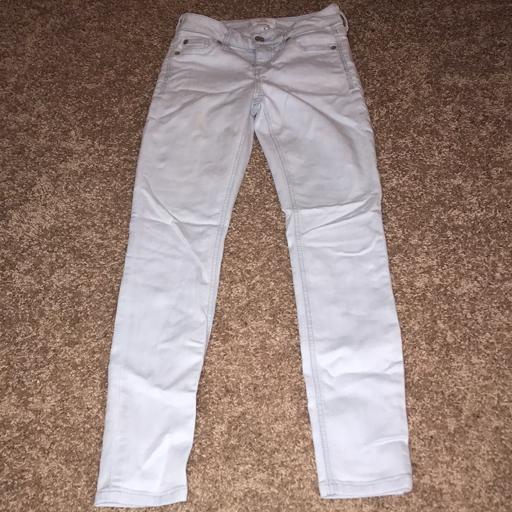 Light wash jeans